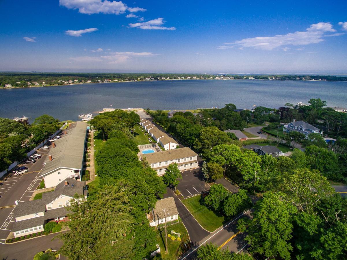 Colonial Shores Resort Hampton Bays Exterior photo